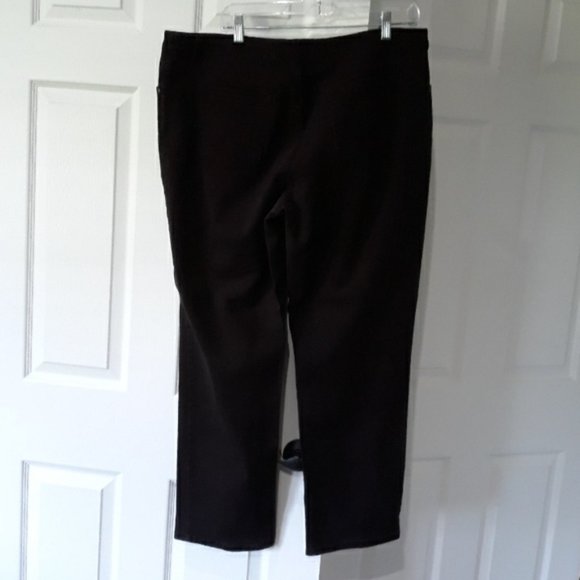 Dark Coffee Brown Denim Straight Relaxed Leg Sliming Jeans Plus Size 16 - Picture 7 of 7